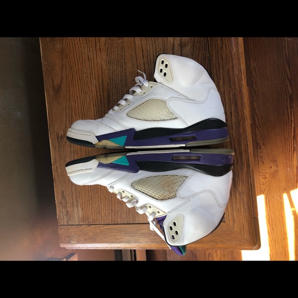 Size 11 and 12 Jordan “Grape 5” NO BOX - Picture 5 of 7